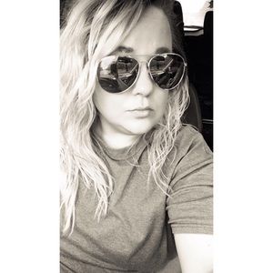 Meet your Posher, Chasity